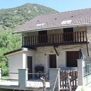 https://maison-de-charme-calme-entoure-de-montagne.midi-pyreneeshotels.com
